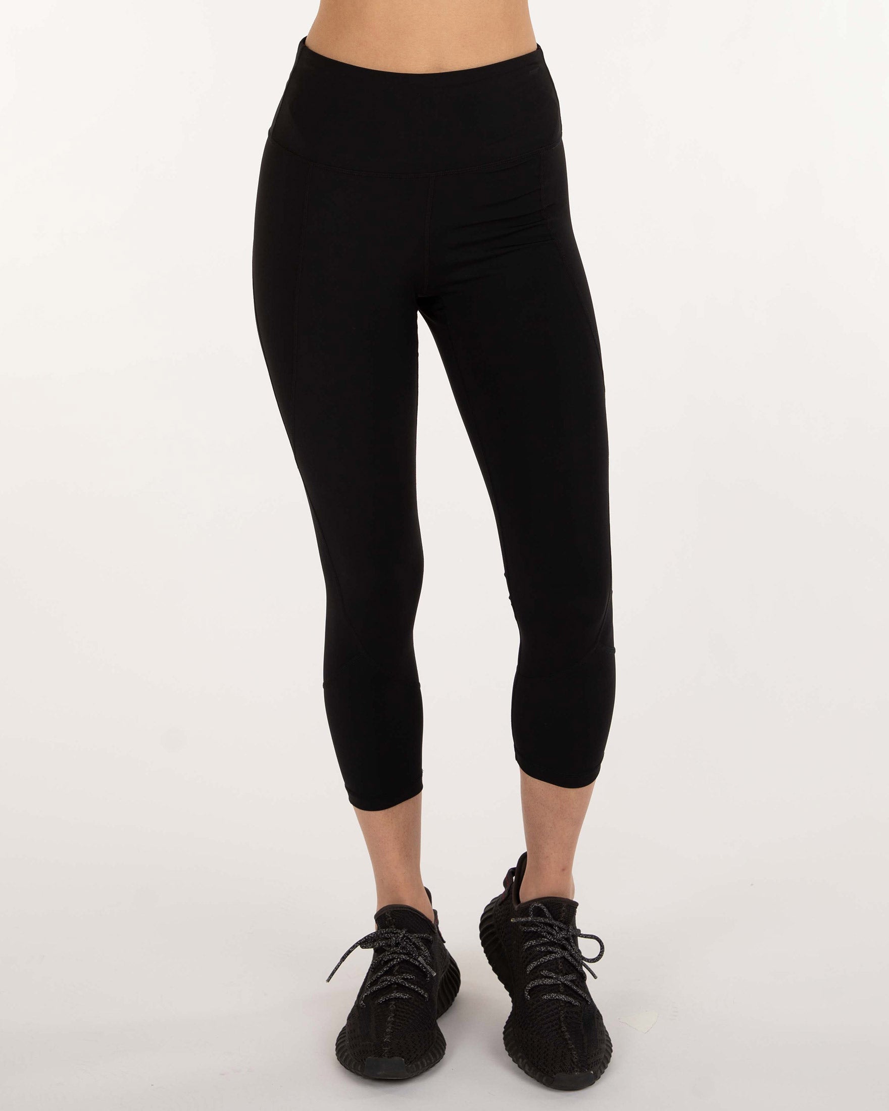 Lululemon Capri Activewear Pants (Size: 6) - Gem
