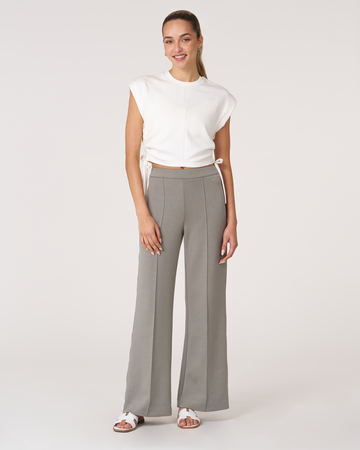 【DISCERNMENT】Dove Napping Basic Wide Pants Pam Pintuck Wide Leg Ponte Pants - Black – Universal Standard