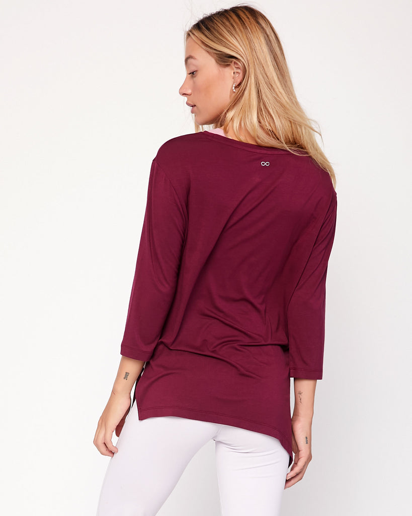 Anen 3/4 Side Tie Sleeve Top - rebody