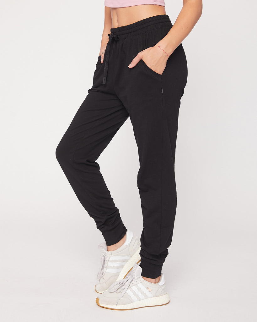 Weekend Summer Jogger Black Side